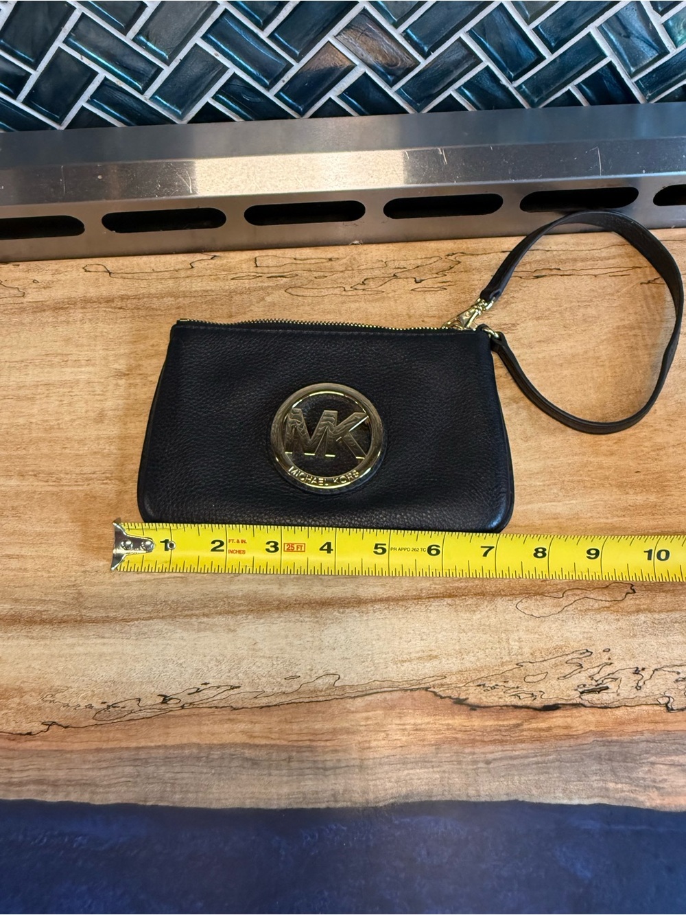 Michael Kors Fulton Black leather Wristlet